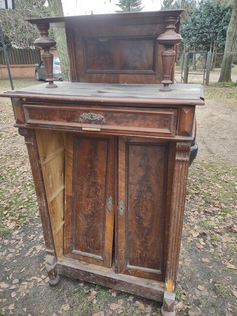 Profesjonalna renowacja mebli