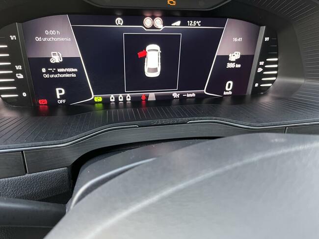 Skoda Superb Hybryda 218KM faktura VAT