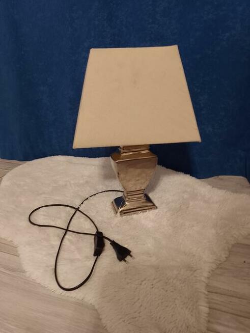 Lampka nocna z abażurem/ lampka stołowa