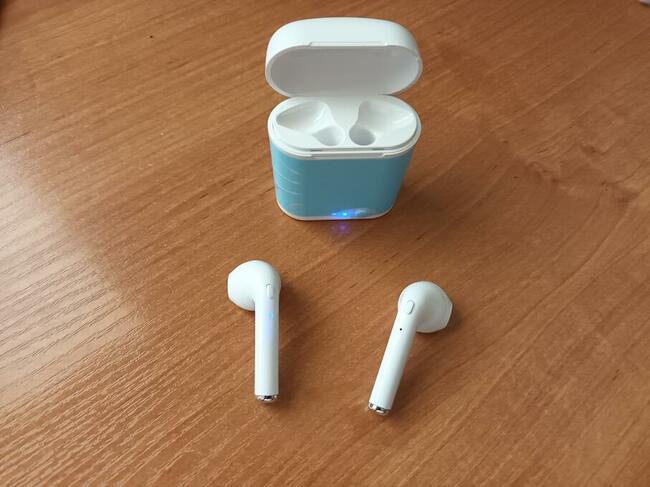 Słuchawki bezprzewodowe BT dla Android i iOS - białe, nowe