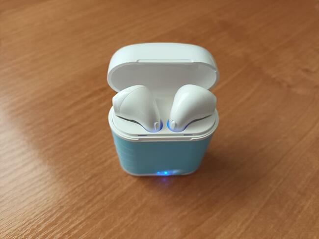 Słuchawki bezprzewodowe BT dla Android i iOS - białe, nowe