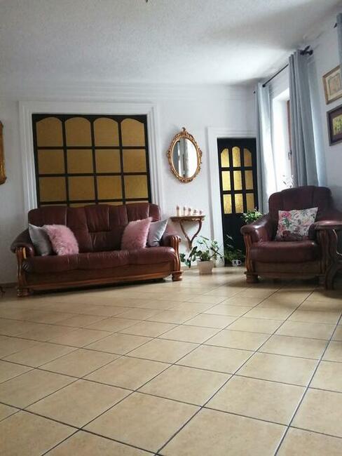 Dom jednorodzinny na sprzedaż