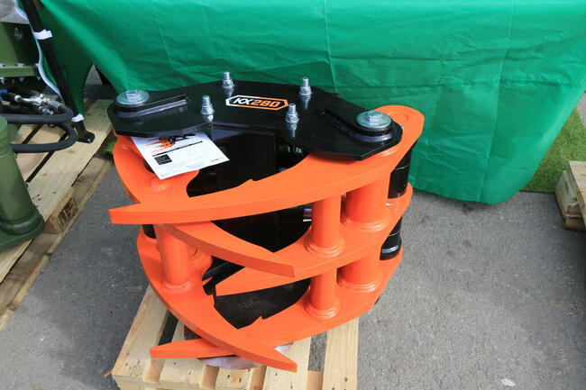 GŁOWICA ŚCINKOWA DO KOPARKI Ścina drzewa chwytak BIOMASA