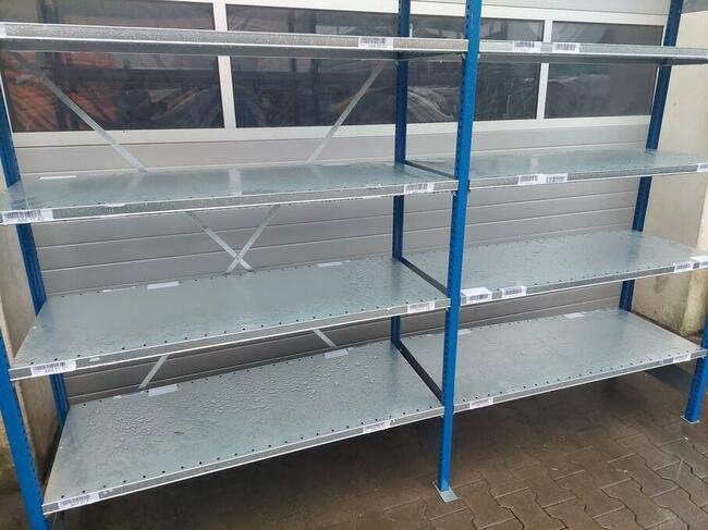 Regały półkowe magazynowe