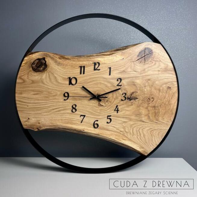 Nowoczesny drewniany zegar w stylu loft