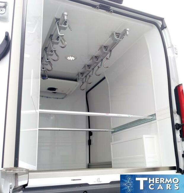 Wypożyczalnia lodówek/Lodówka na kółkach/Mobilna lodówka