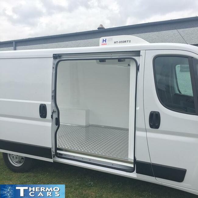 Wypożyczalnia lodówek/Lodówka na kółkach/Mobilna lodówka