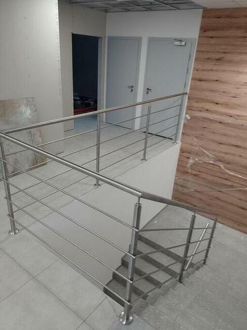 Balustrady nierdzewne