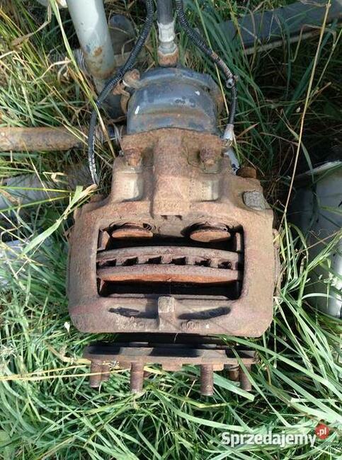 Zaciski chamulcowe atego 1218 przód/tył