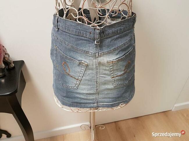 Śliczna, jeansowa spódniczka mini w paski, rozm. 36
