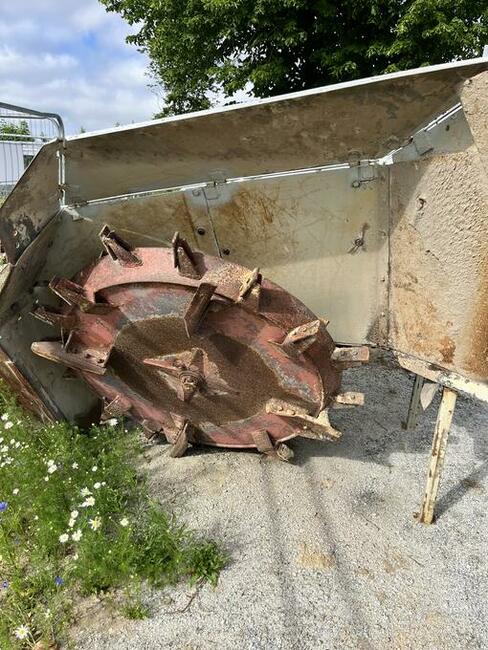 Sprzedam frezarkę do rowów