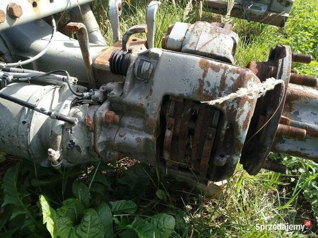 Zaciski chamulcowe atego 1218 przód/tył