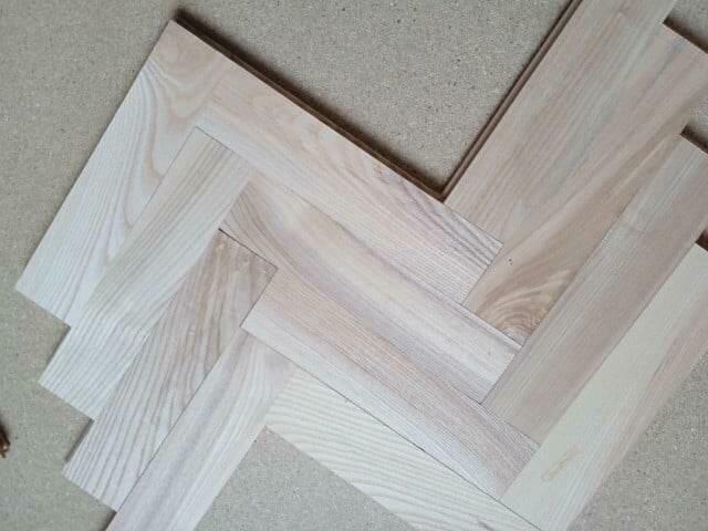 Jesion 19x60x260 klasa I,II