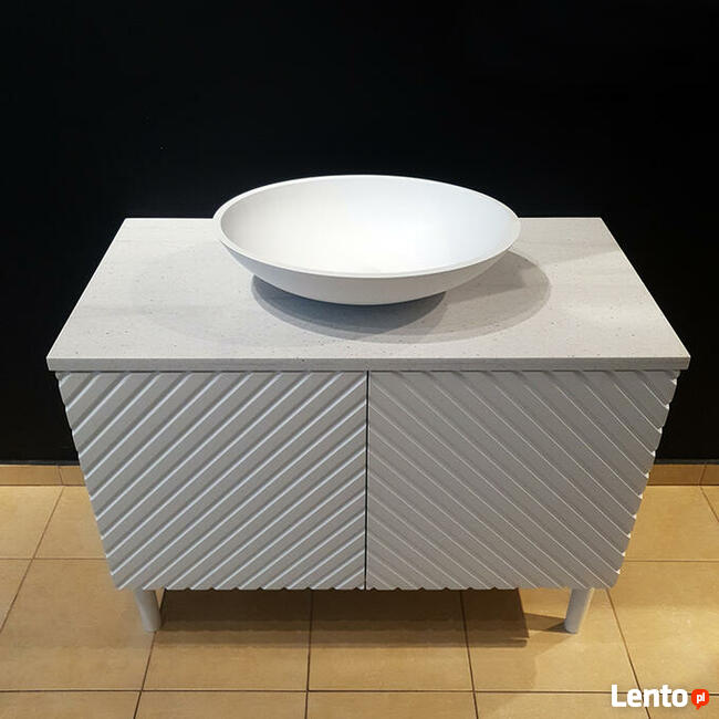 Szafka łazienkowa z motywem jodełki, z blatem i umywalką