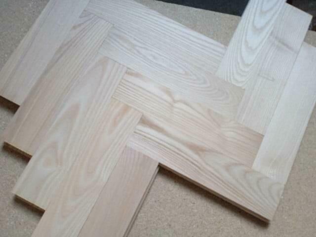 Jesion 19x60x260 klasa I,II