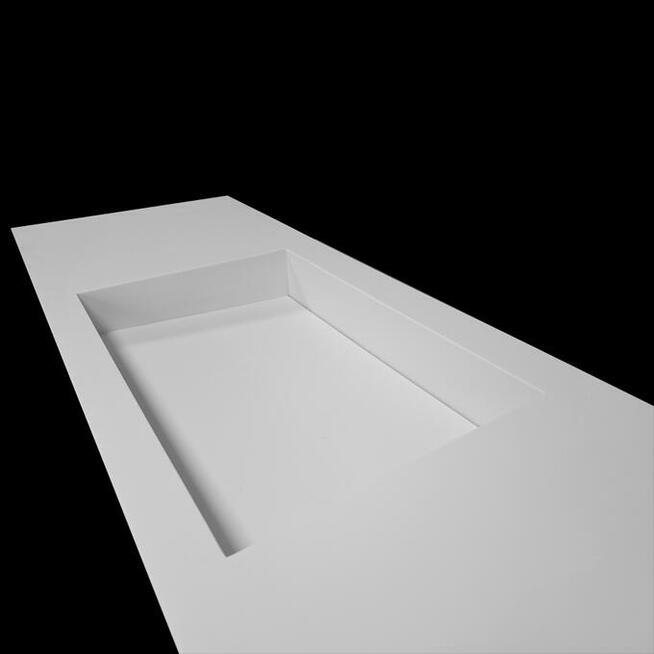 Umywalka łazienkowa z odpływem liniowym 140x47x2.4cm