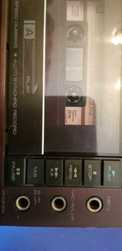 Magnetofon kasetowy + kasety