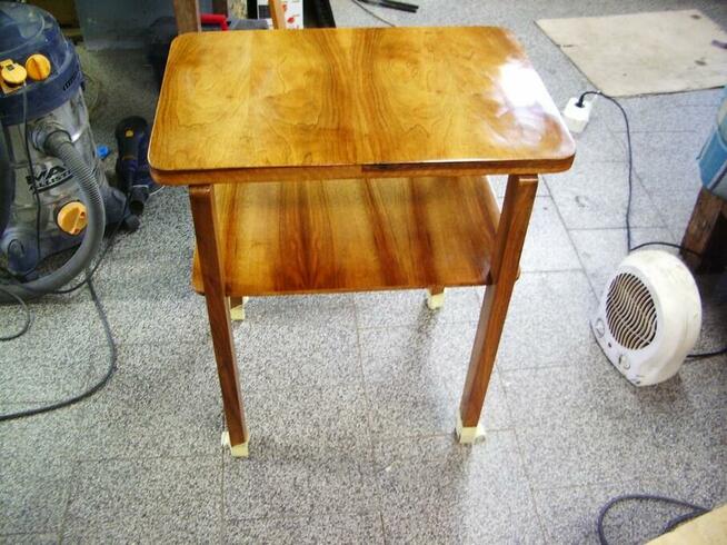 Renowacja drzwi . okien. mebli