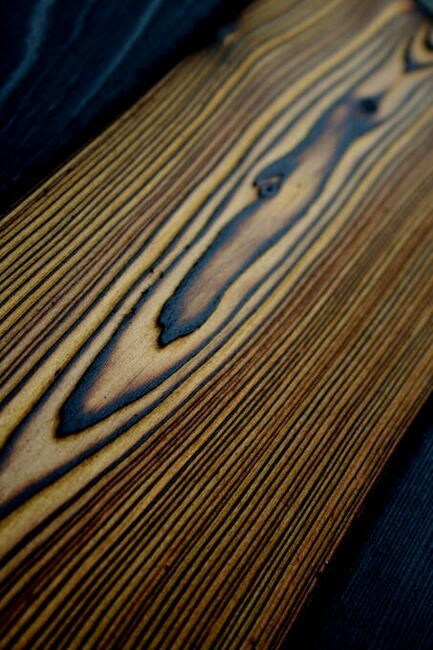 Deski elewacyjne opalane Shou Sugi Ban