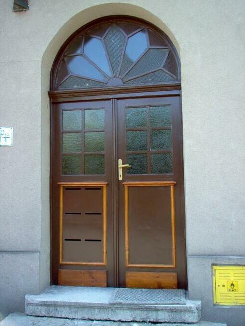 Renowacja drzwi . okien. mebli