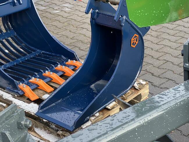 Łyżka do koparki PODSIĘBIERNA AŻUROWA KABLOWA SKARPOWA