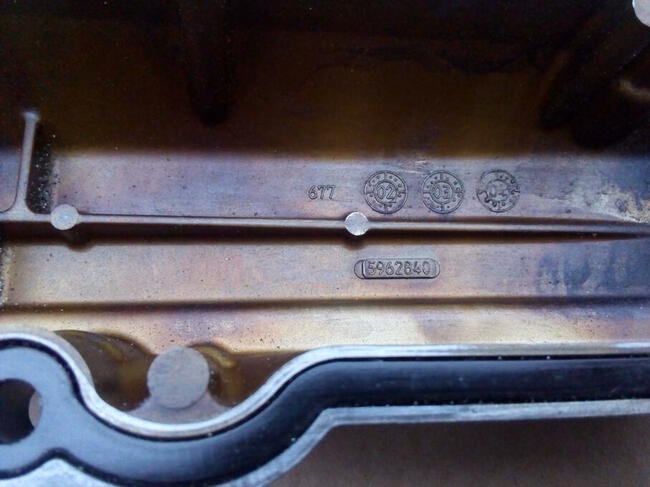 Pokrywa zaworów głowicy Saab 95 I 2.0 2.3 Turbo