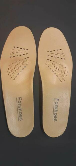 Wygodne wkładki do butów z usztywnieniem. Rozmiar 38