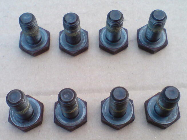 Śruby koła zamachowego 2.0T 2.3T Saab 95 I automat