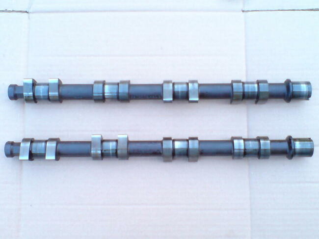 Wałek rozrządu ssacy wydechowy 2.0 2.3 Turbo Saab 93 I 95 I