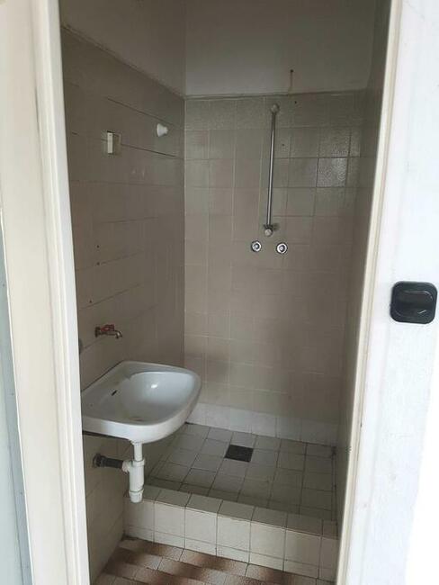 Wynajmę powierzchnie użytkowe (magazyn, sklep, biuro, inne)