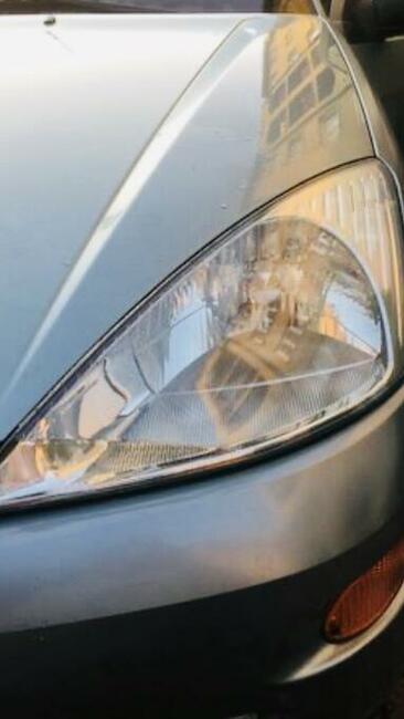 Polerowanie lamp samochodowych