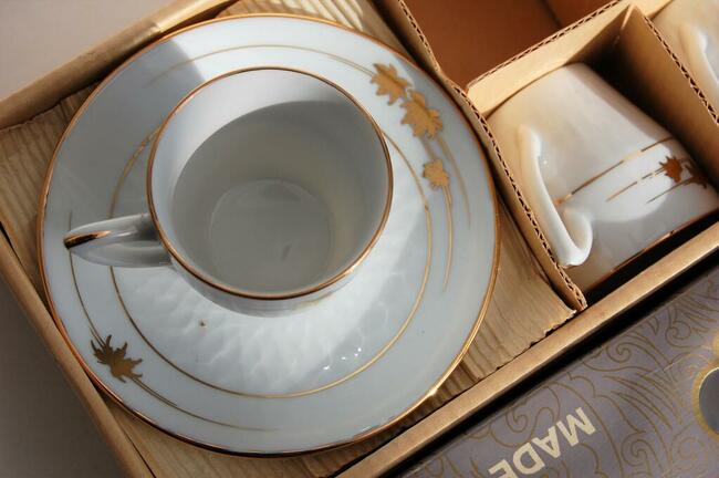 Filiżanki espresso biała porcelana chińska złocona vintage