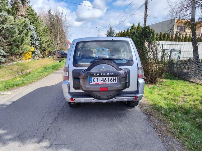 Mitsubishi Pajero IV