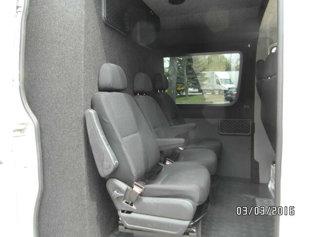 Wynajem busa wypożyczalnia Busów dostawcze osobowe