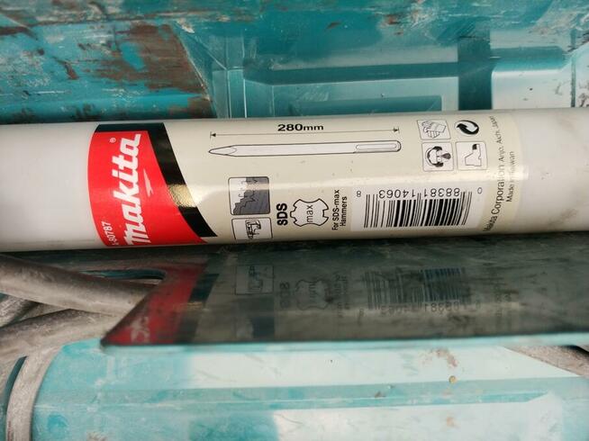 Młotowiertarka udarowa Makita HM1111C