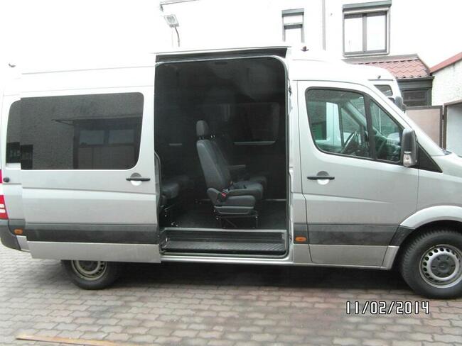 Wynajem busa wypożyczalnia Busów dostawcze osobowe