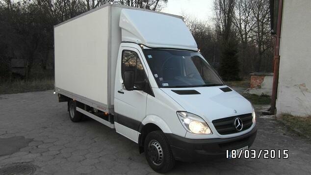 Wynajem busa wypożyczalnia Busów dostawcze osobowe