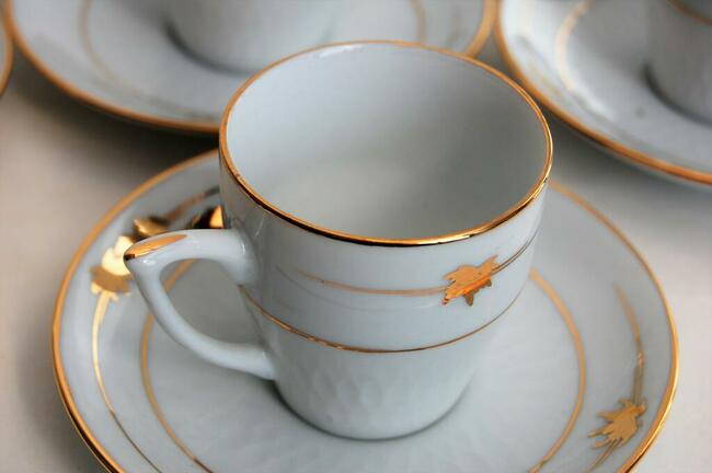 Filiżanki espresso biała porcelana chińska złocona vintage