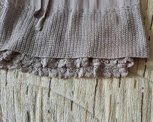 SPÓDNICA beżowa, podszewka-falbana, talia regulow. jak nowa