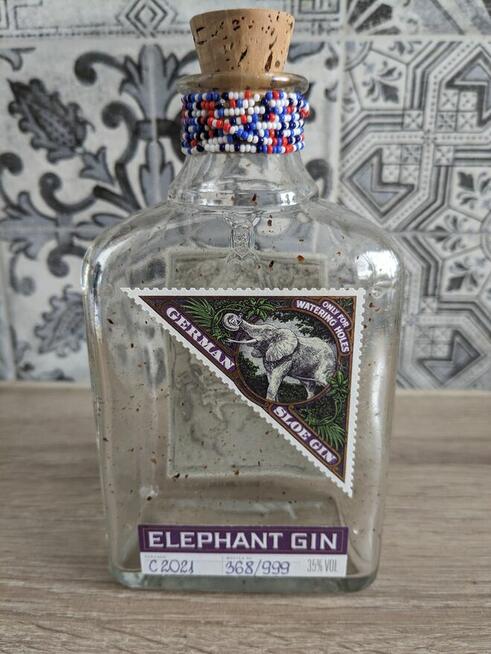 Elephant Gin 0,5l -PUSTA-kolekcjonerska- real foto