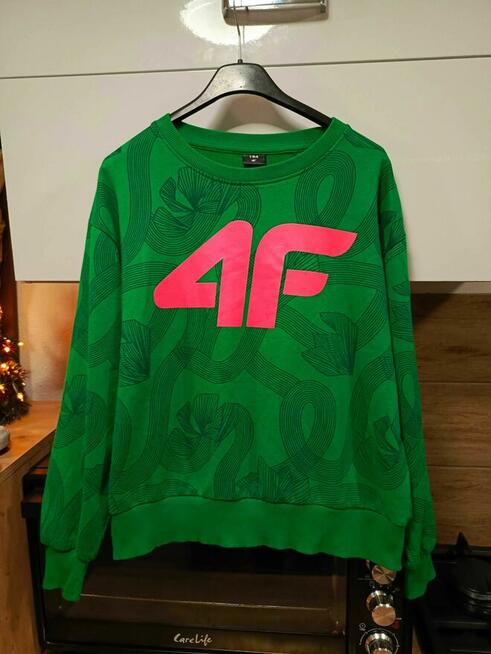 Piękna bluza 4F zielona dla dziewczyny/kobiety w rozmiarze 164