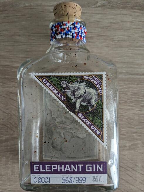 Elephant Gin 0,5l -PUSTA-kolekcjonerska- real foto