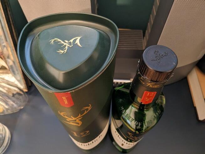 PUSTA Kolekcjonerska-Whisky Glenfiddich 12 YO raal foto