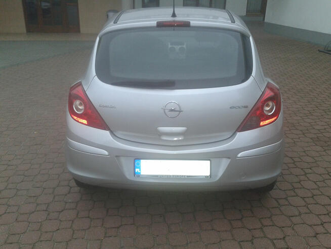 Opel Corsa 1.3 CDTI 2009r 144 tys. km diesel srebrny metalik