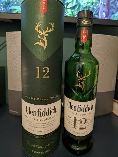 PUSTA Kolekcjonerska-Whisky Glenfiddich 12 YO raal foto