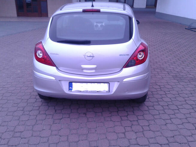 Opel Corsa 1.3 CDTI 2009r 144 tys. km diesel srebrny metalik