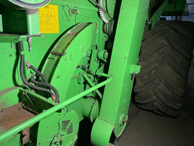 Konbajn zbożowy DEUTZ FARH 5690 HTS