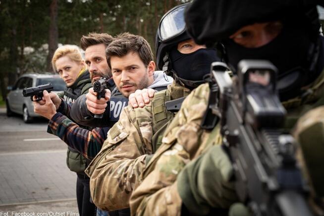 DODATKOWA PRACA NA PLANIE FILMOWYM!