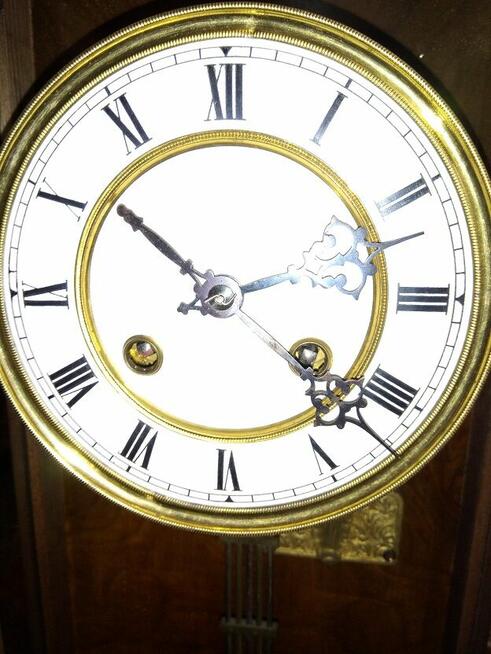 Zegar szafkowy Adler