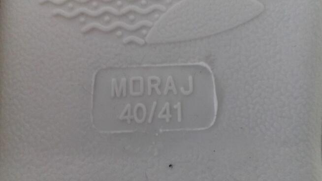 Pantofle damskie beżowe, nowe, do sprzedania